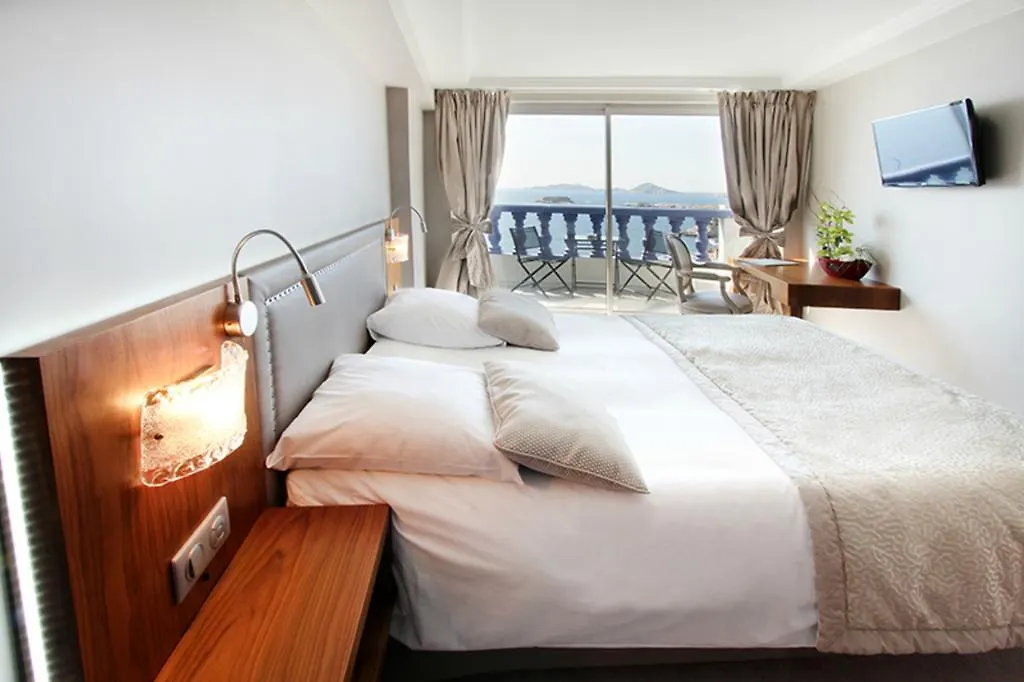 Hotel Le Rhul Marseilles